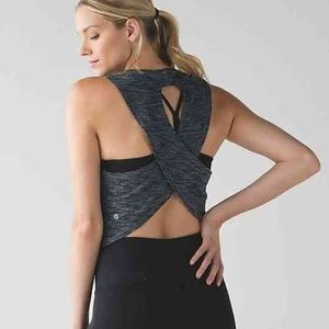 Lululemon Fast As Light Muscle Tank htr blk 4